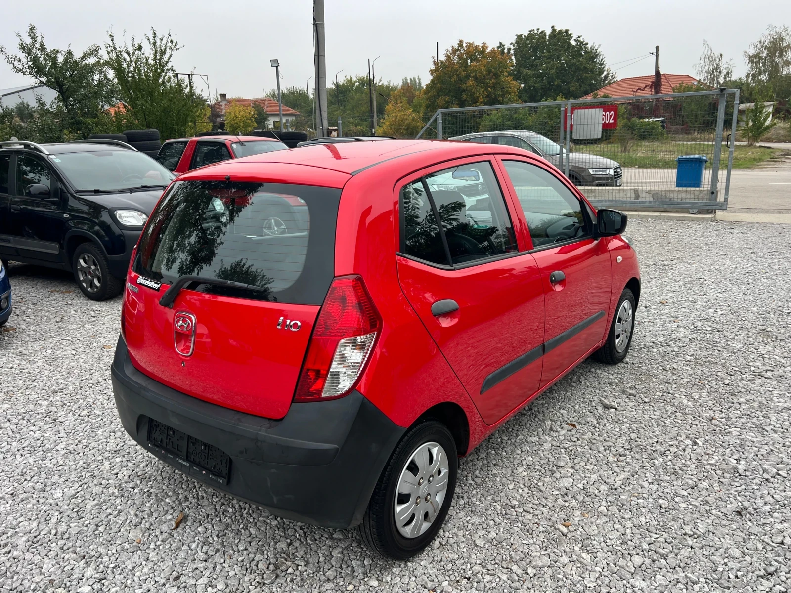 Hyundai I10 1.1 66коня 4цилиндъра Климатик нов внос - изображение 7