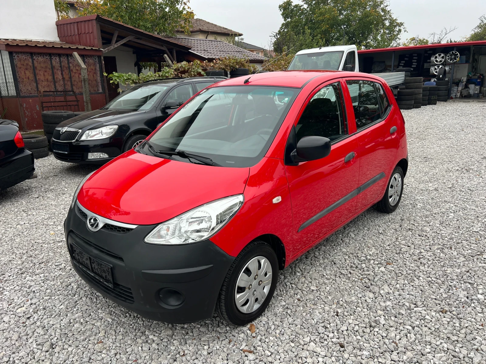 Hyundai I10 1.1 66коня 4цилиндъра Климатик нов внос - изображение 3