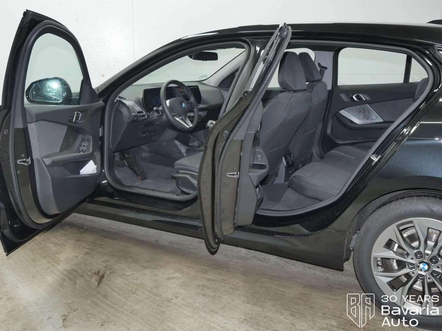 BMW 120 i M Sport Paket Steptronic  - изображение 5