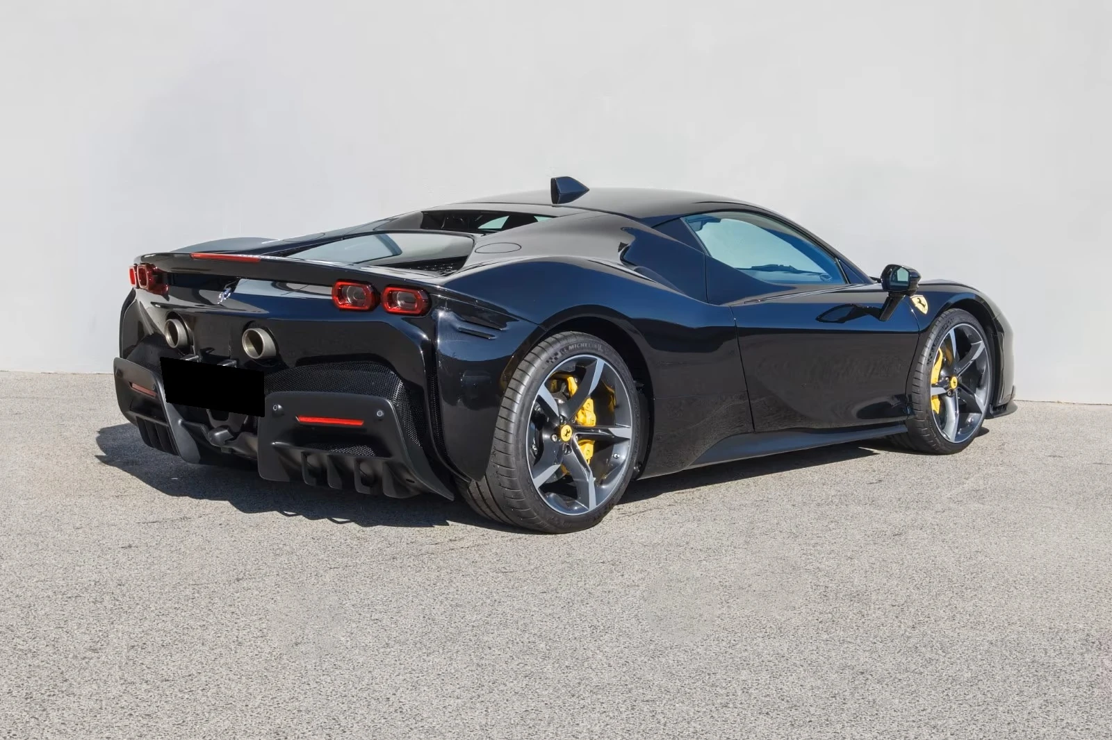 Ferrari SF 90 Stradale - изображение 4