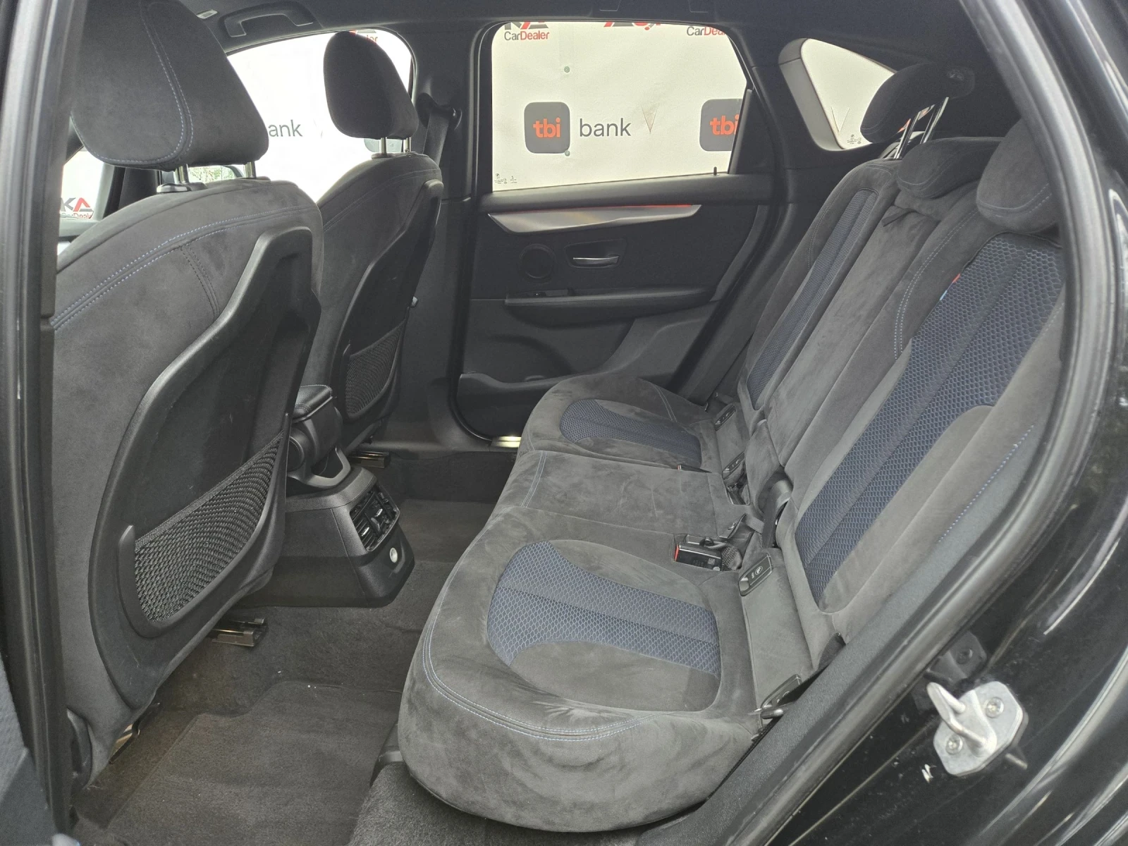 BMW 220 2.0D-190кс= xDrive= АВТОМАТ= M PACK= HUD= LED= САМ - изображение 9