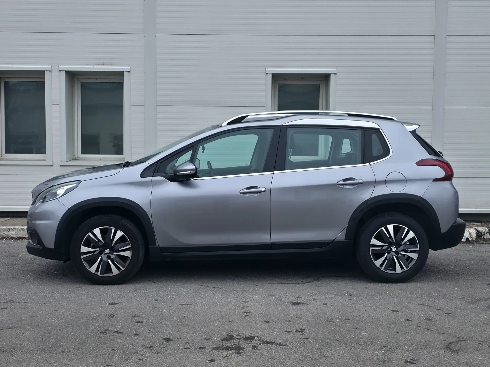 Peugeot 2008 Allure * CAMERA* * NAVI* 79k km | Mobile.bg � ����������� 9