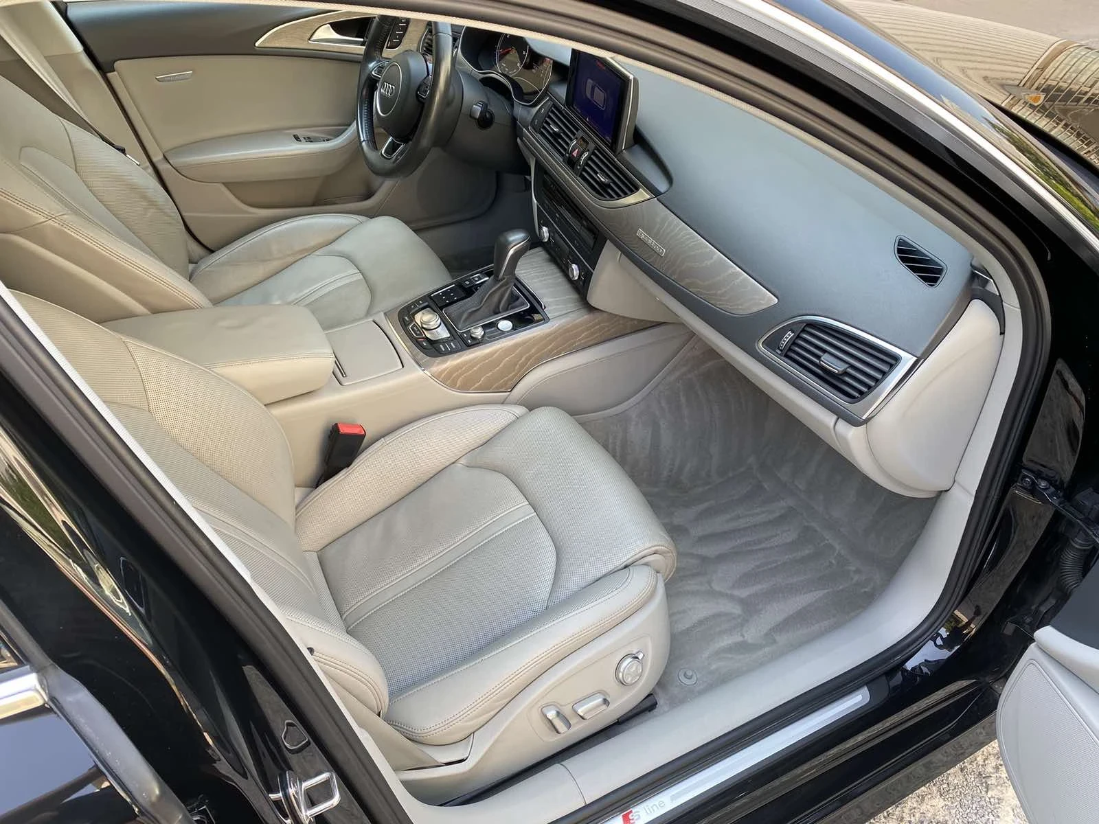 Audi A6 3.0, снимка 11 - Автомобили и джипове - 53671478