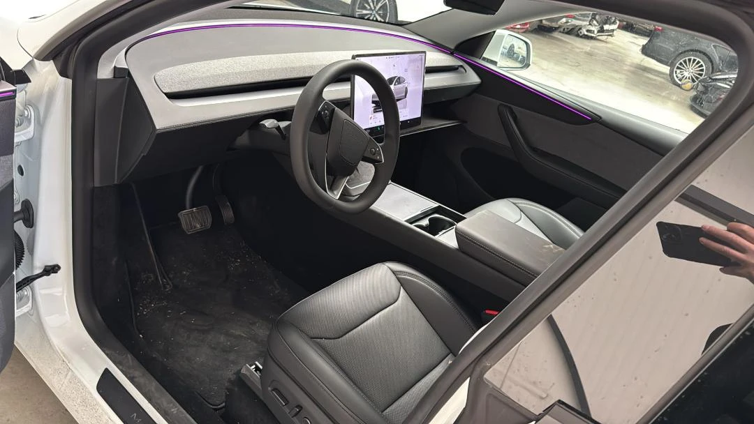 Tesla Model Y Juniper Пълна Гаранция, снимка 5 - Автомобили и джипове - 54349202