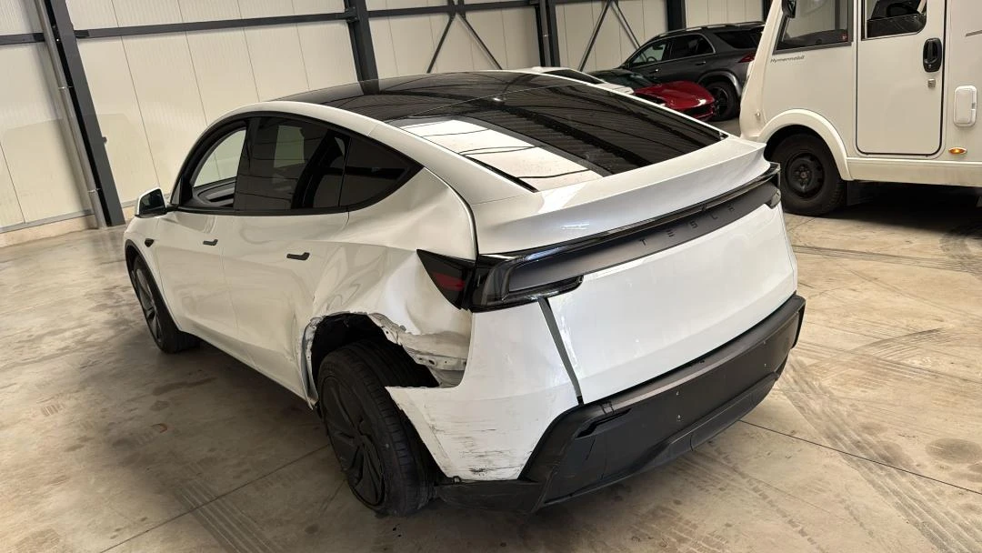 Tesla Model Y Juniper Пълна Гаранция, снимка 6 - Автомобили и джипове - 54349202