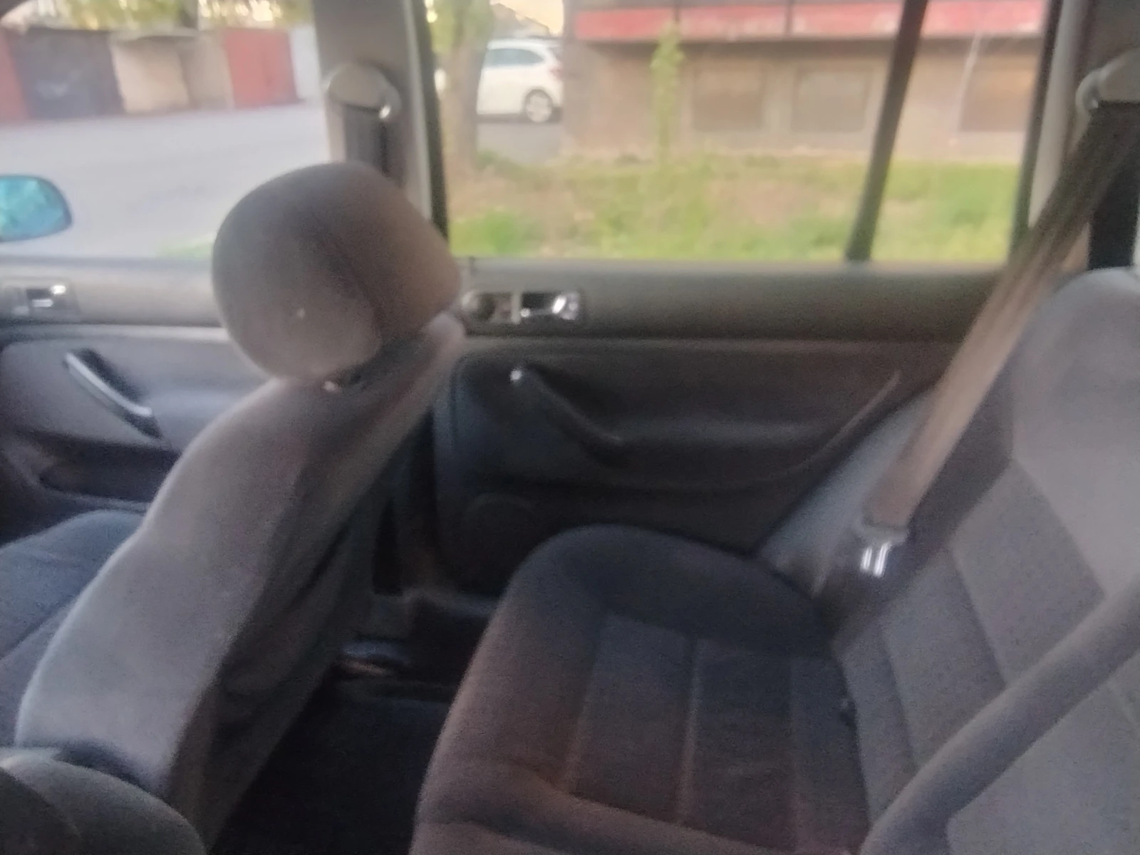 VW Golf, снимка 7 - Автомобили и джипове - 54451761