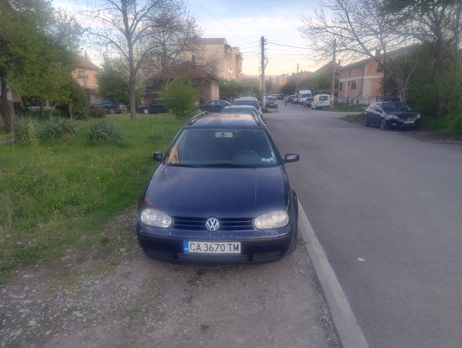VW Golf, снимка 2 - Автомобили и джипове - 54451761