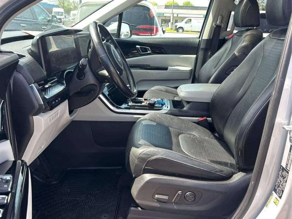 Kia Carnival * SX * CARFAX * ЦЕНА ДО БГ, снимка 5 - Автомобили и джипове - 54870840