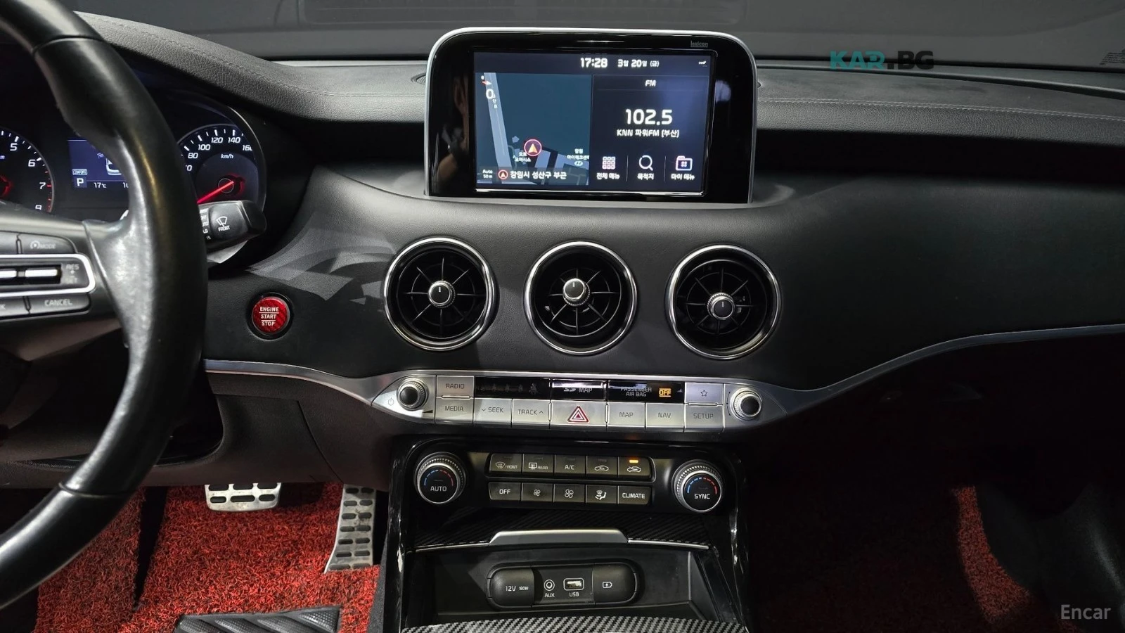 Kia Stinger 2.0 TURBO* DREAM EDITION* CARBON* ОБДУХВ* 360* HUD, снимка 14 - Автомобили и джипове - 54886695
