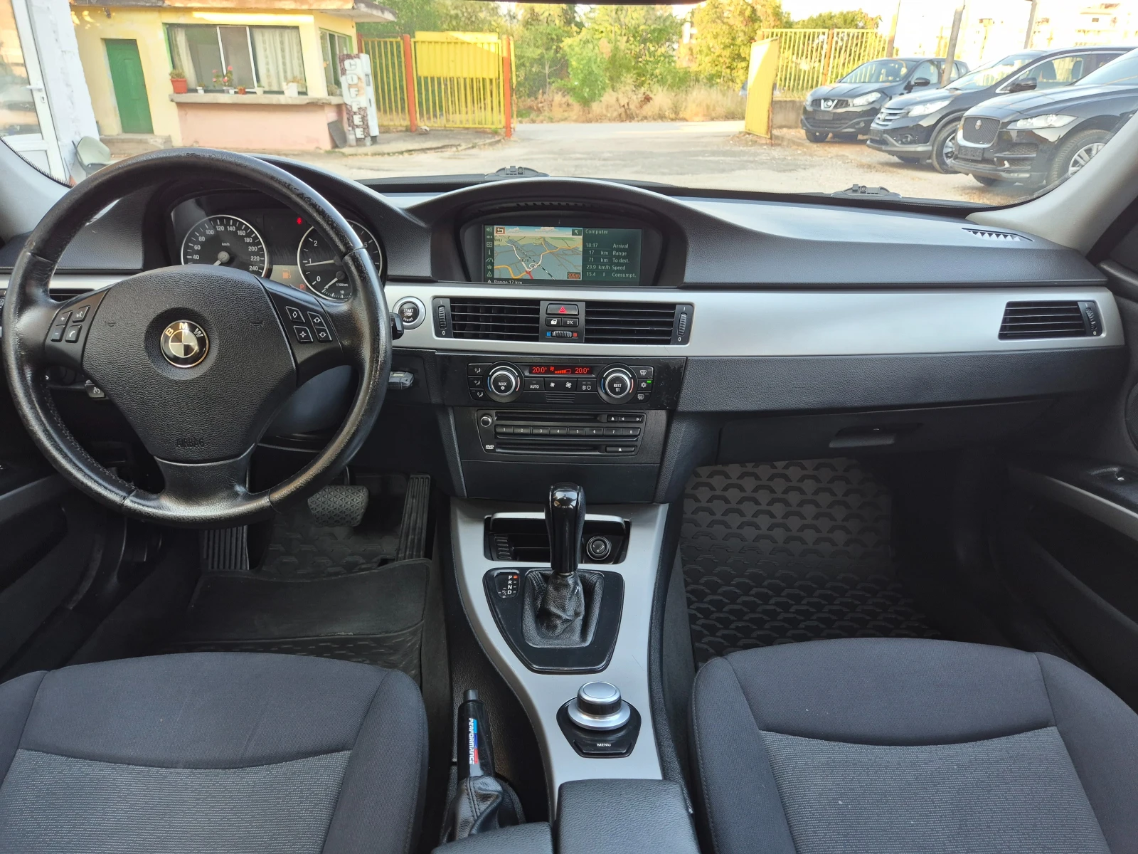 BMW 320 2.0 I 150 k.s. TOP ITALY, снимка 15 - Автомобили и джипове - 55646642