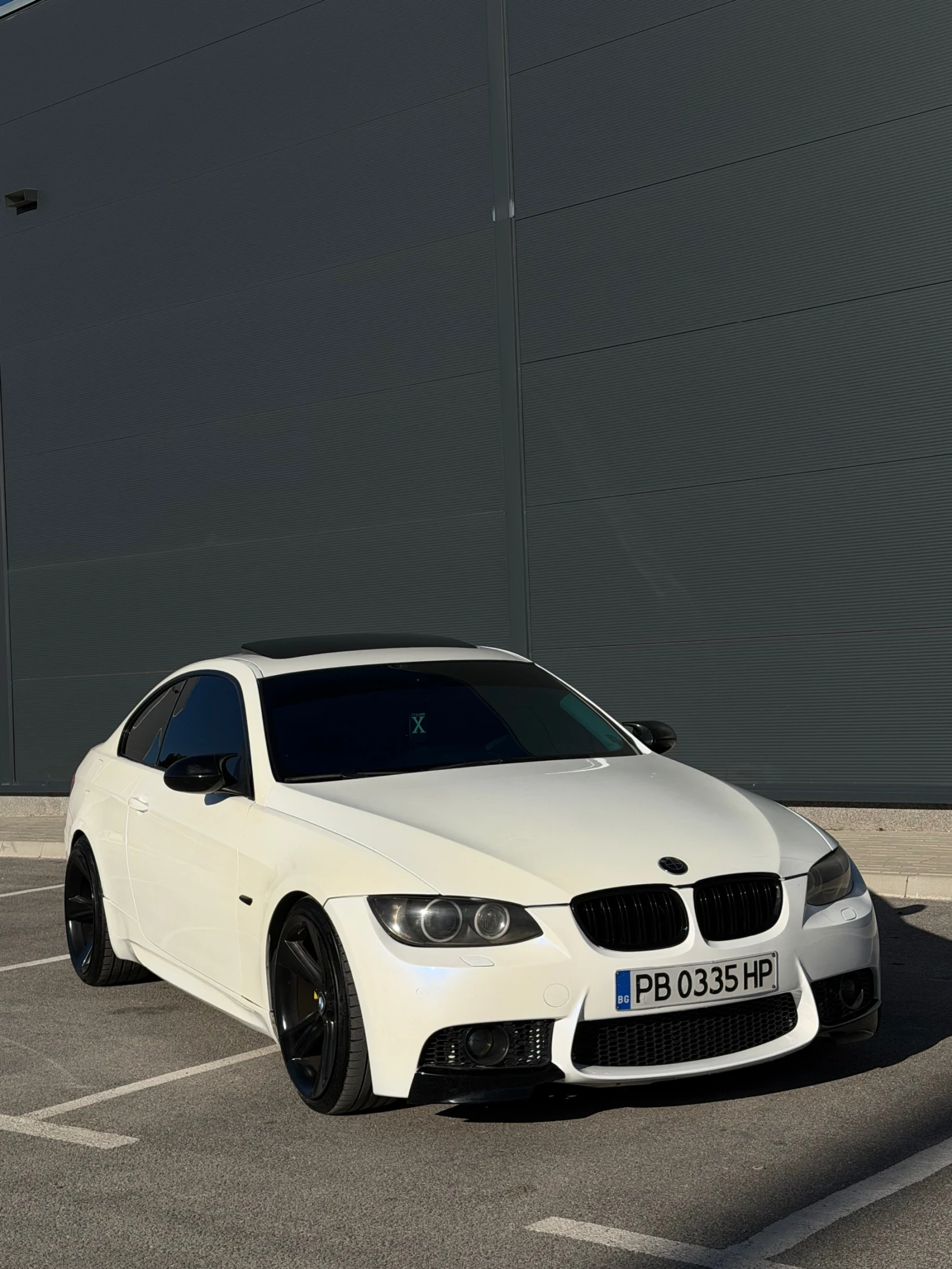 BMW 330, снимка 2 - Автомобили и джипове - 56568346