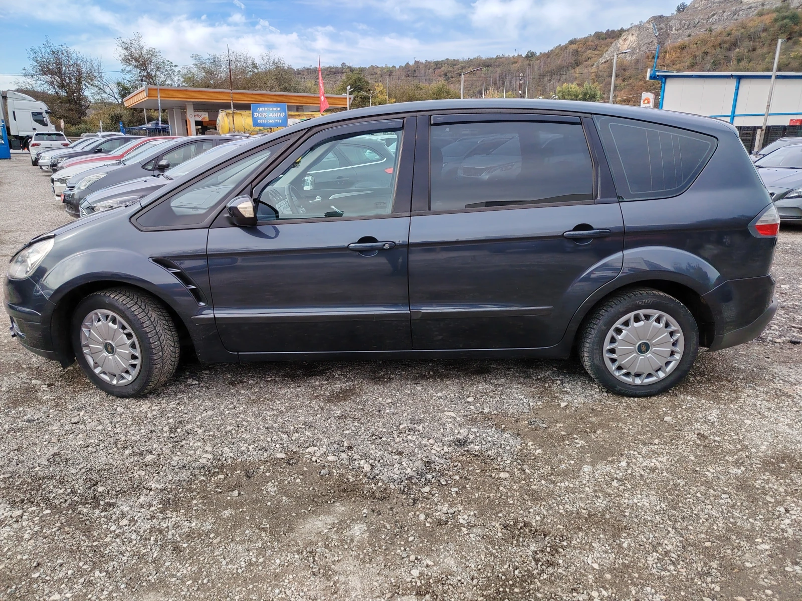 Ford S-Max 2.0 i, снимка 2 - Автомобили и джипове - 56596897