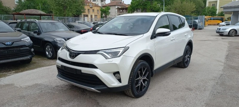 Toyota Rav4 Toyota Rav4 2.0i- LIMITED EDITION, снимка 7 - Автомобили и джипове - 45303267