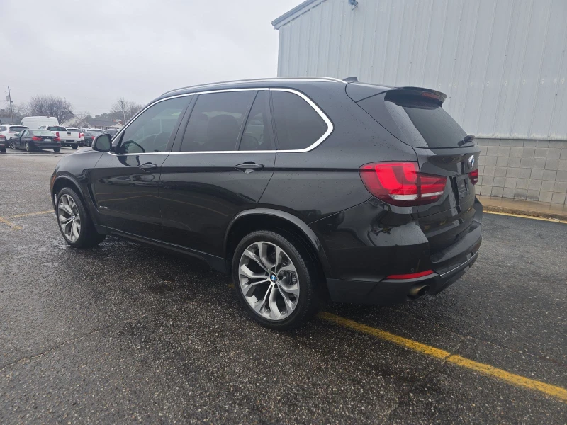 BMW X5 xDrive35i LUXURY LINE* Keyless* Camera* Мъртва.т, снимка 6 - Автомобили и джипове - 48509933