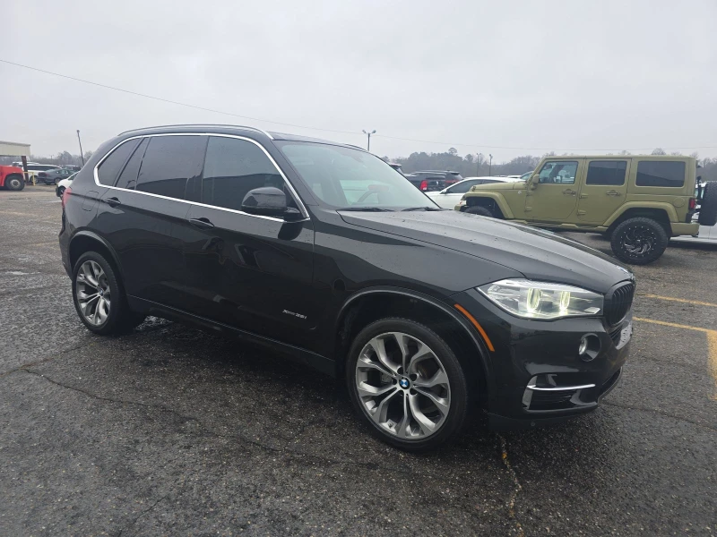 BMW X5 xDrive35i LUXURY LINE* Keyless* Camera* Мъртва.т, снимка 4 - Автомобили и джипове - 48509933