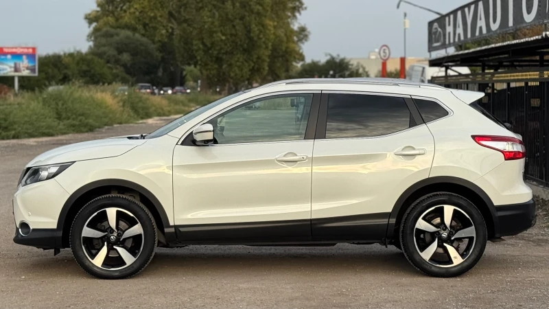 Nissan Qashqai 1.5Dci= Keyless Go= 360* Камера= Панорама= Нави= , снимка 8 - Автомобили и джипове - 51941663