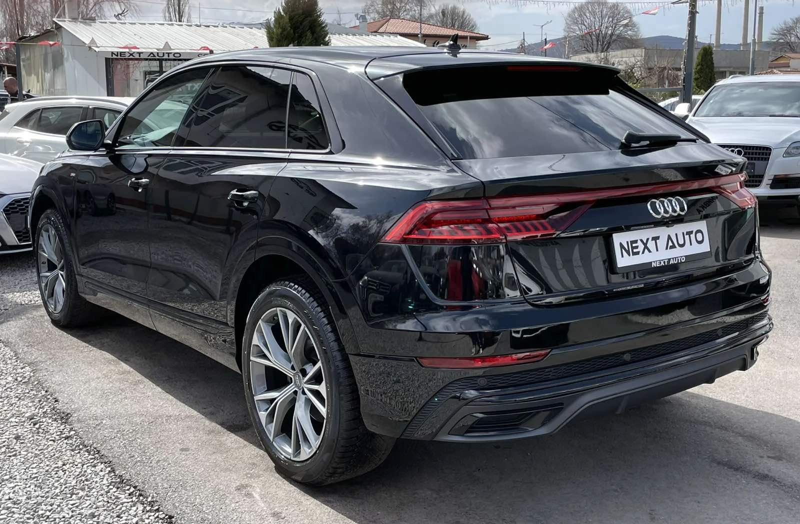 Audi Q8 3.0D 286HP ПАНОРАМА  - изображение 7