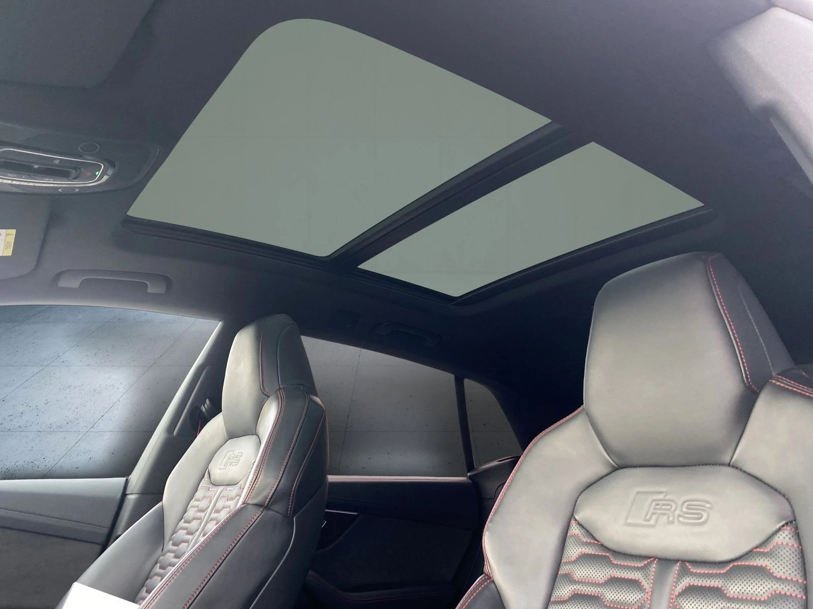 Audi RSQ8 quattro max.305km/h Panorama | Mobile.bg   12