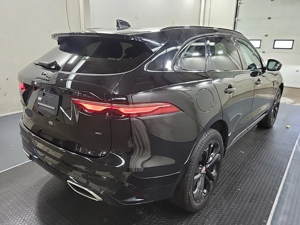 Jaguar F-PACE  - изображение 3