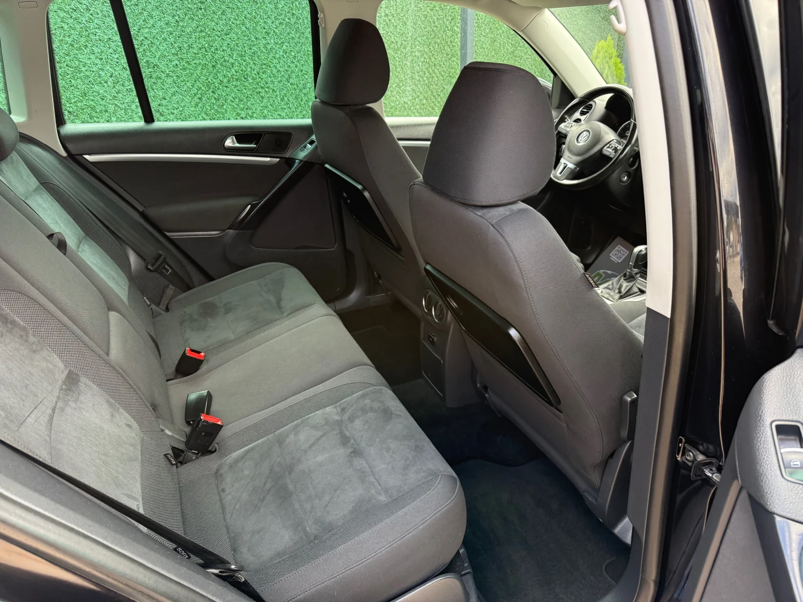 VW Tiguan 2.0TDI* -DSG* 4X4 | Mobile.bg   12