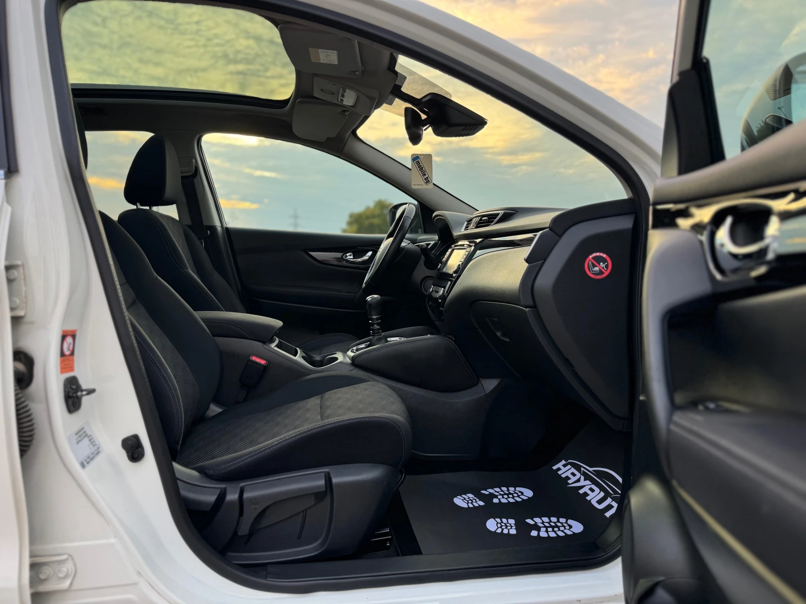 Nissan Qashqai 1.5Dci= Keyless Go= 360* = = =  | Mobile.bg   11