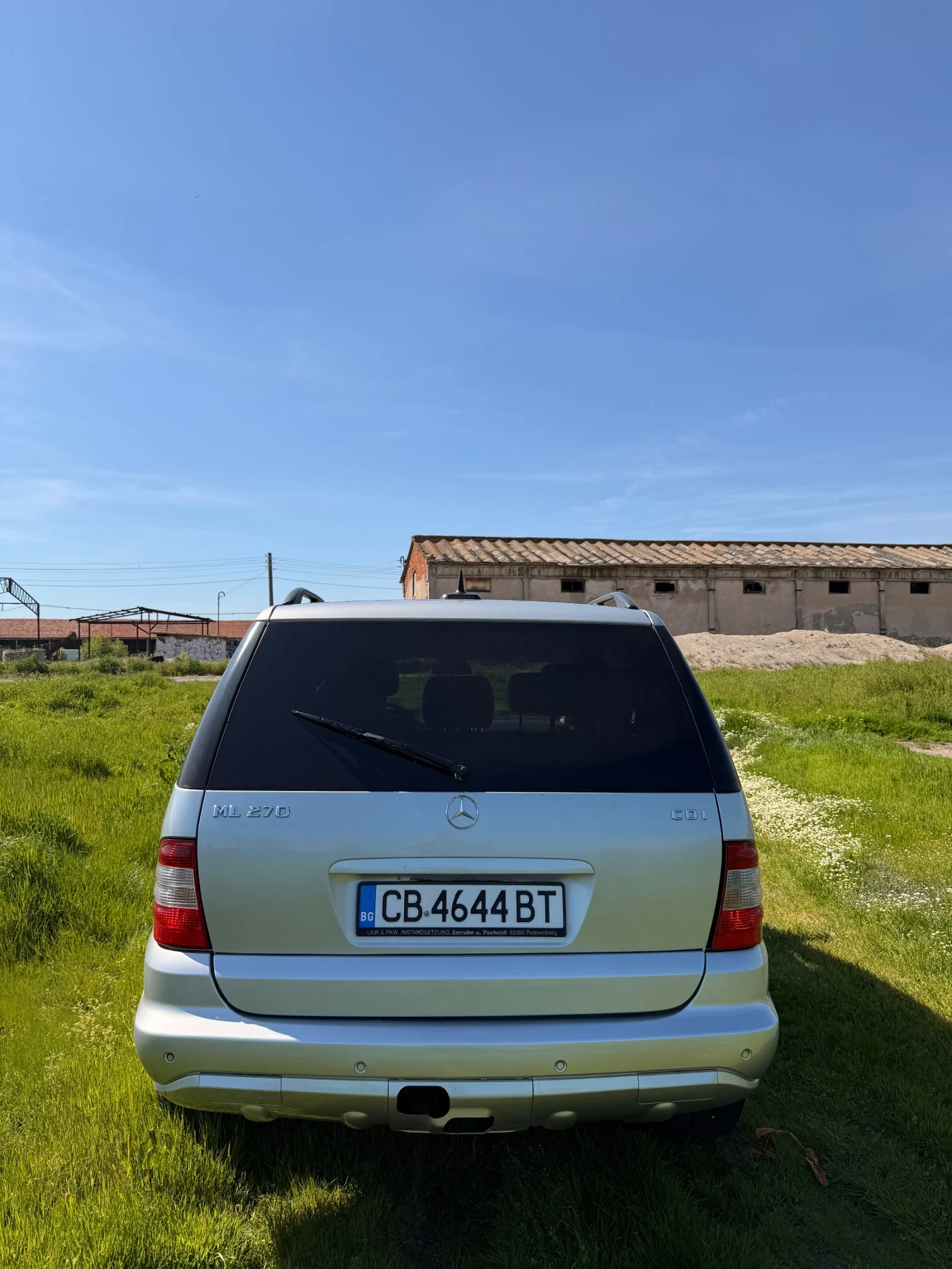 Mercedes-Benz ML 270, снимка 6 - Автомобили и джипове - 54511841