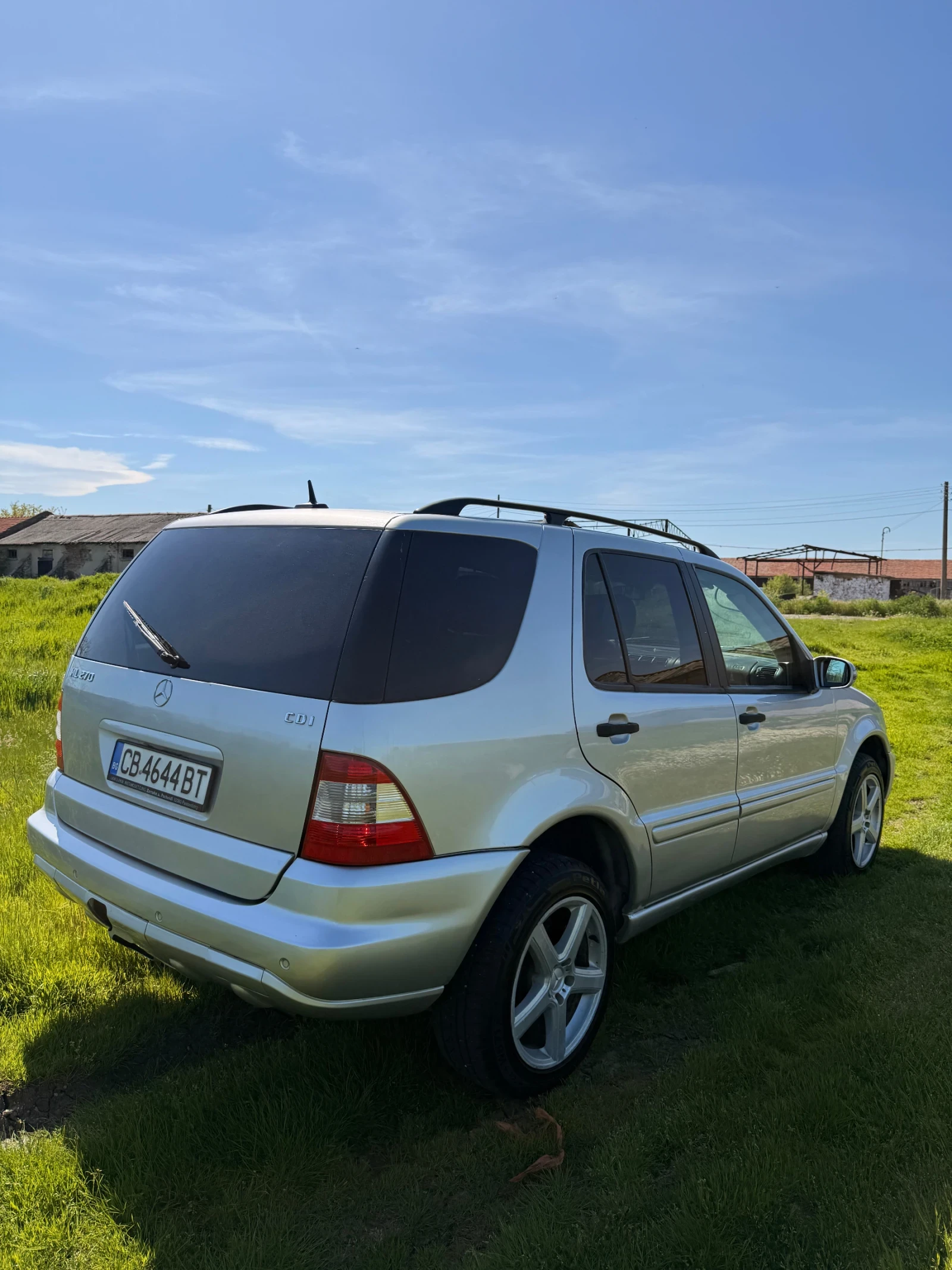 Mercedes-Benz ML 270, снимка 4 - Автомобили и джипове - 54511841