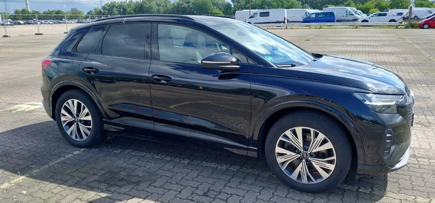 Audi Q4 e-tron 40, снимка 3 - Автомобили и джипове - 54656815