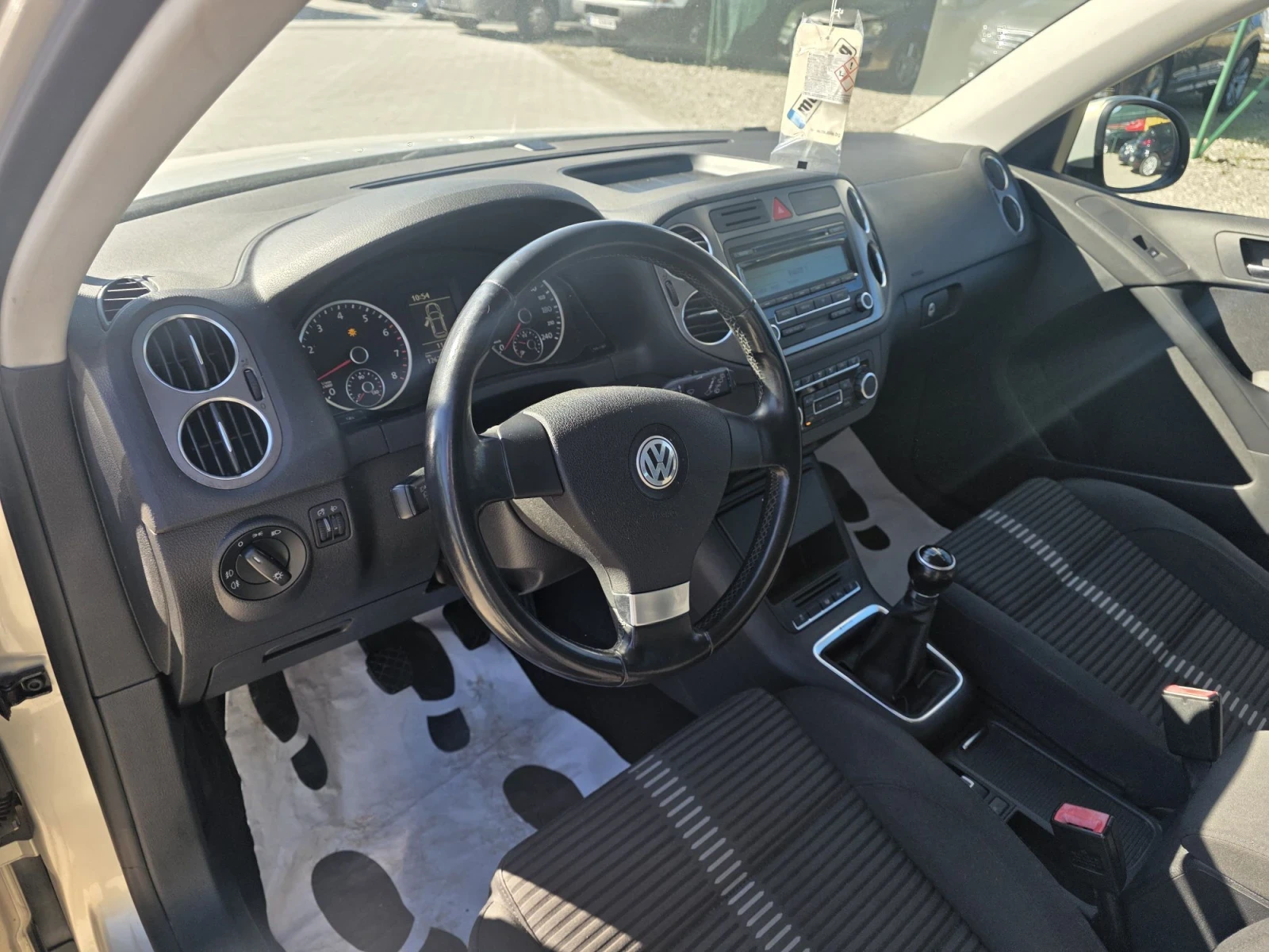 VW Tiguan 1.4TSi  4x4, снимка 10 - Автомобили и джипове - 56565034