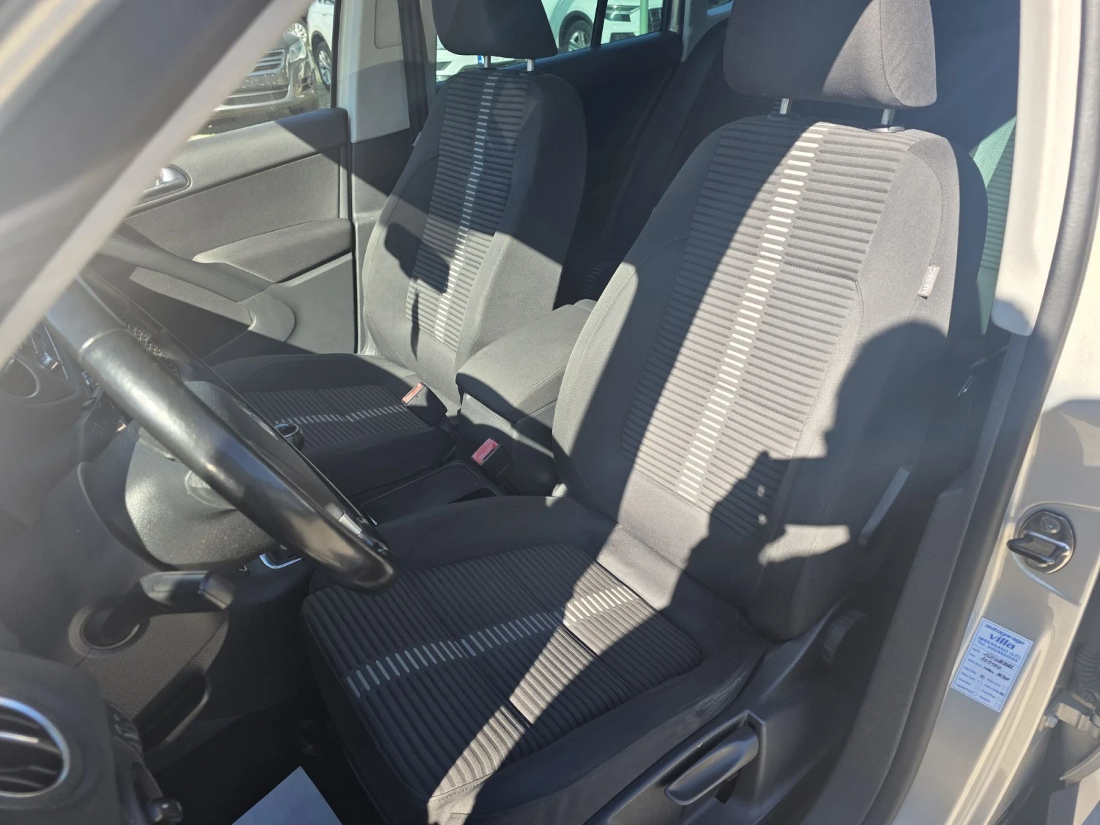 VW Tiguan 1.4TSi  4x4, снимка 12 - Автомобили и джипове - 56565034