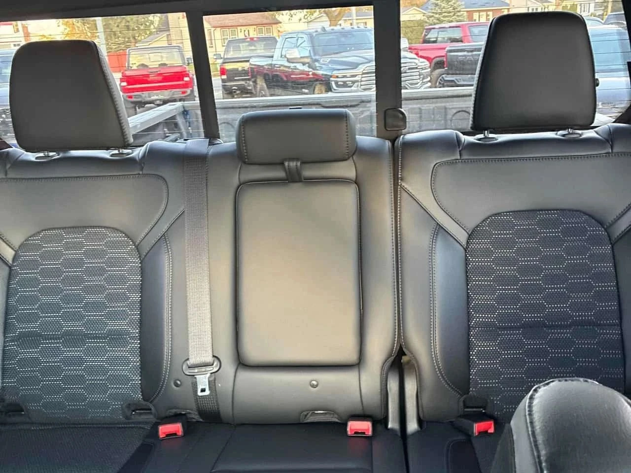 Dodge RAM 1500, снимка 12 - Автомобили и джипове - 56686544
