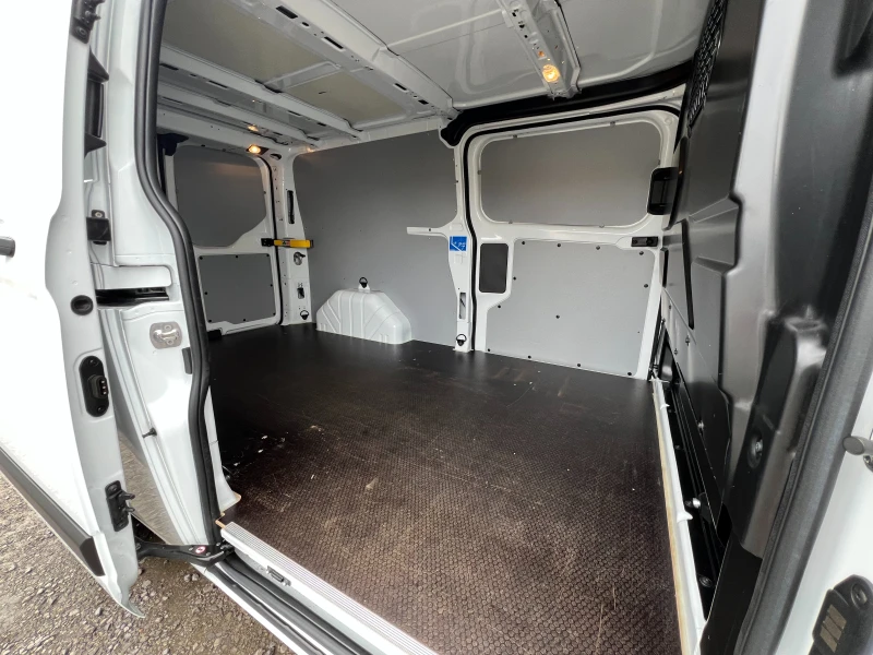 Ford Transit Custom 2.0TDCi ДЪЛГА БАЗА/ДВЕ СТРAНИЧНИ ВРАТИ/НАВИ/LED/, снимка 11 - Бусове и автобуси - 52083352