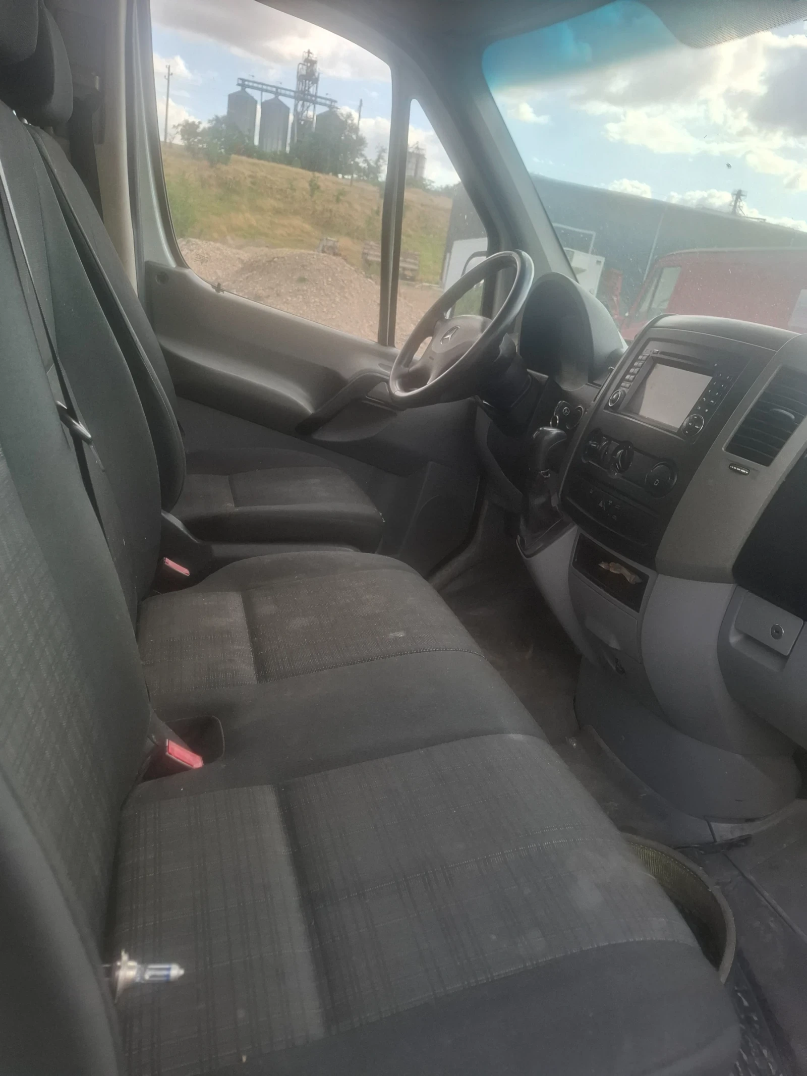 Mercedes-Benz Sprinter 311 Пътна помощ, снимка 6 - Бусове и автобуси - 55380322