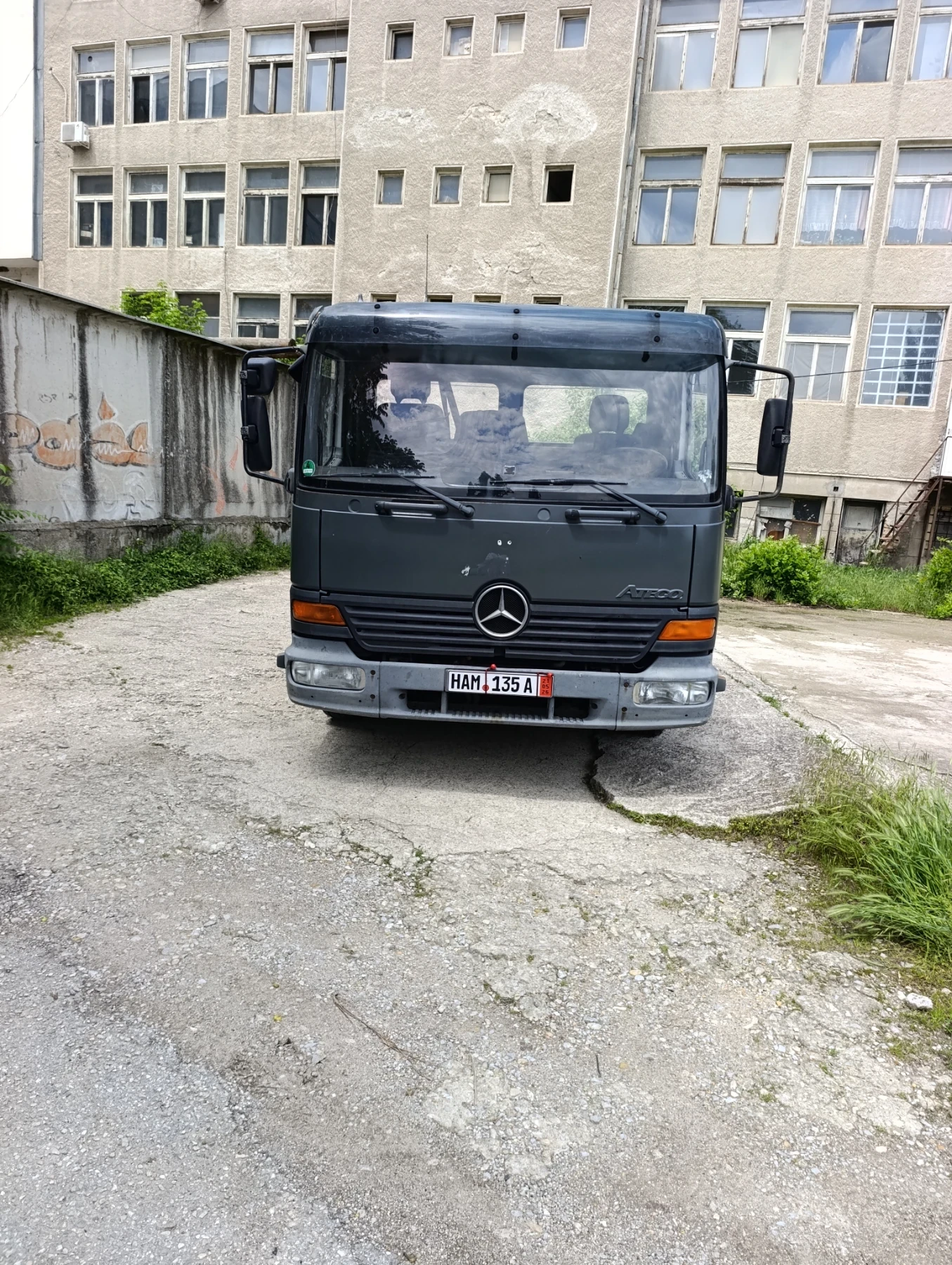 Mercedes-Benz Atego 818