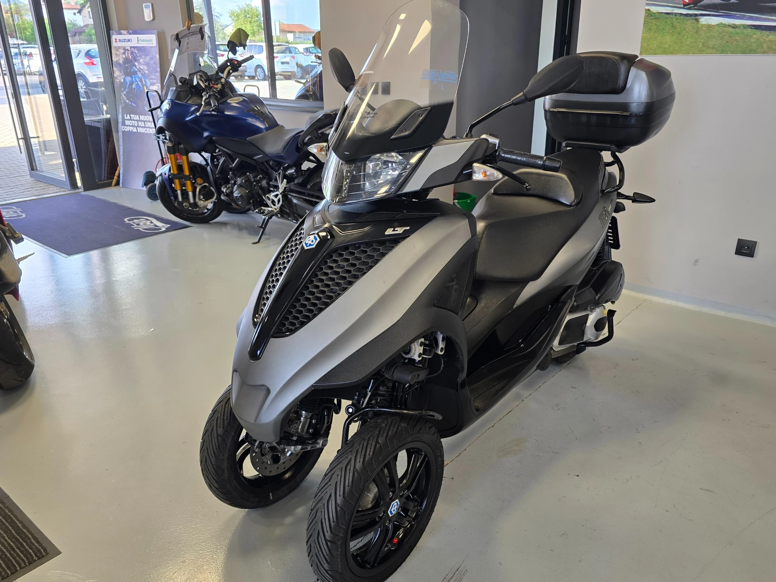 Piaggio Mp3 300ie, ABS, LT, 2016г., снимка 6 - Мотоциклети и мототехника - 55199404