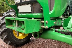 Трактор John Deere 5720, снимка 9