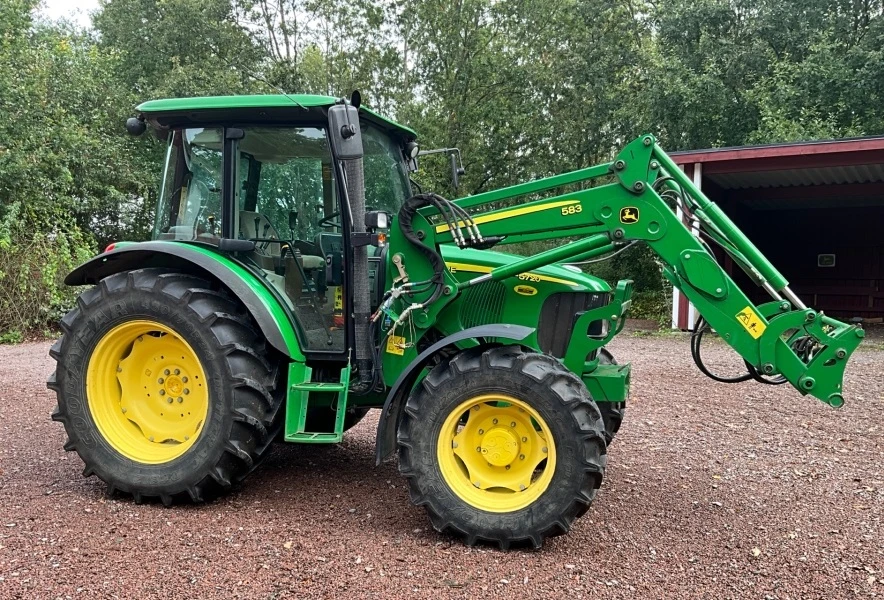 Трактор John Deere 5720, снимка 8 - Селскостопанска техника - 54912923