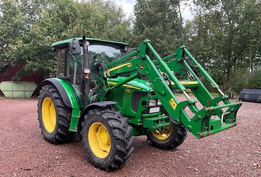 Трактор John Deere 5720, снимка 6 - Селскостопанска техника - 54912923