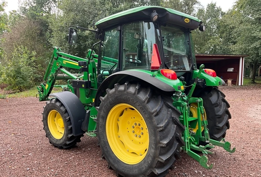 Трактор John Deere 5720, снимка 3 - Селскостопанска техника - 54912923