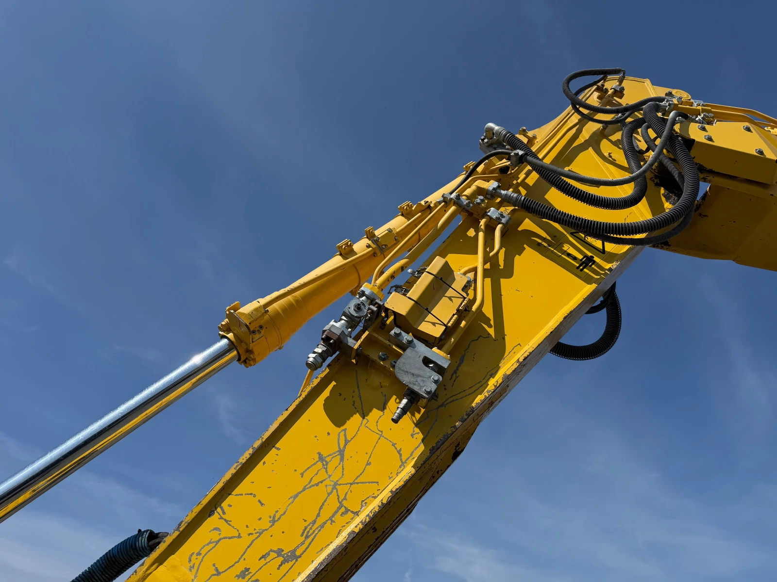 Багер Komatsu PC 210 LCi-11 + GPS ЛИЗИНГ, снимка 11 - Индустриална техника - 53732765