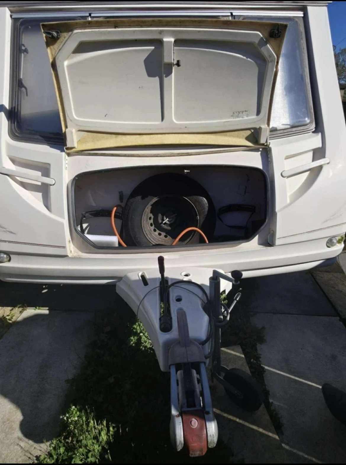 Каравана Eldis Eccles, снимка 3 - Каравани и кемпери - 53915446