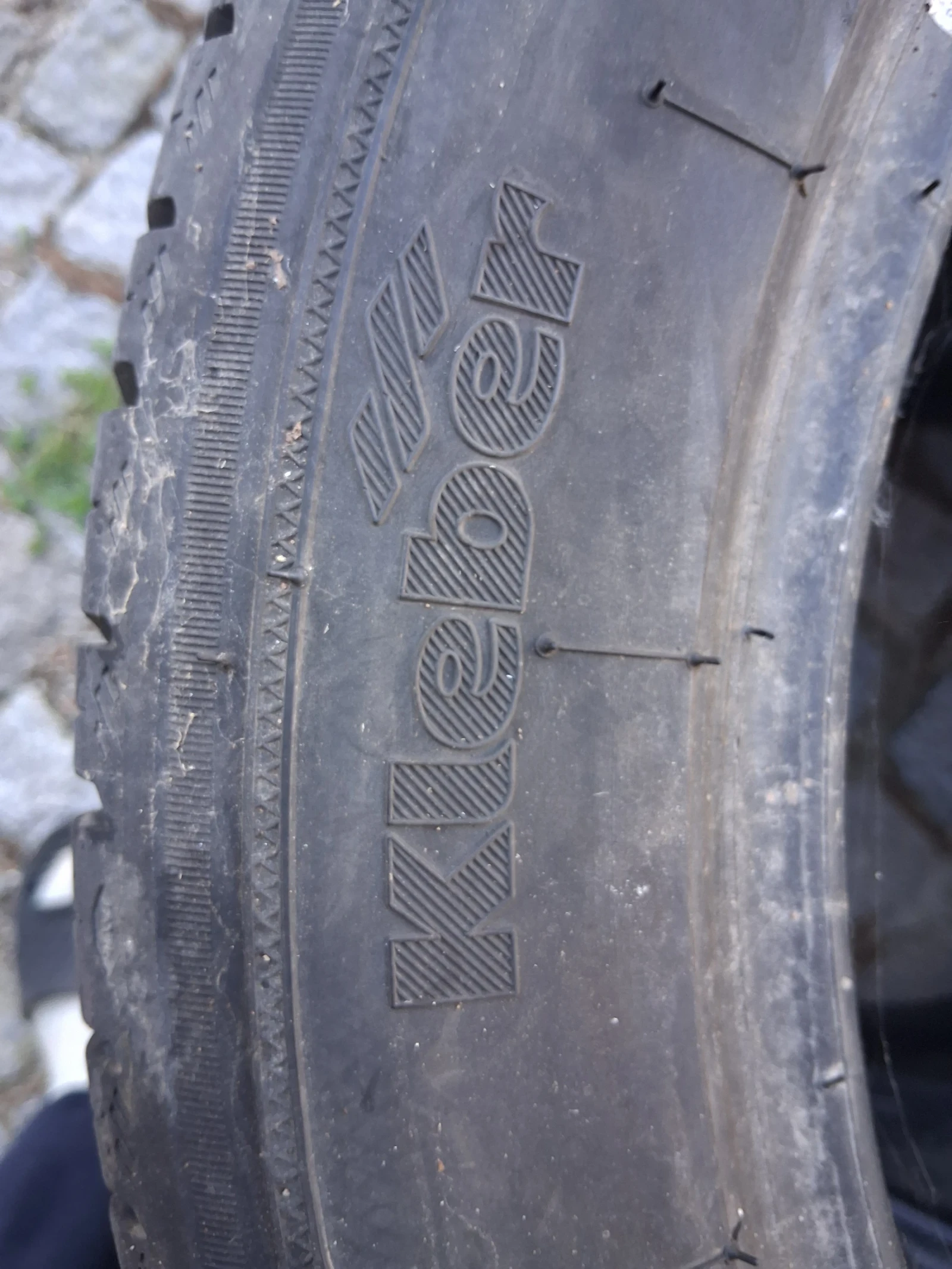 Гуми Летни 225/55R17, снимка 3 - Гуми и джанти - 54246540