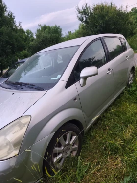 Toyota Corolla verso, снимка 1