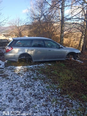 Subaru Legacy 2.0 i, снимка 2