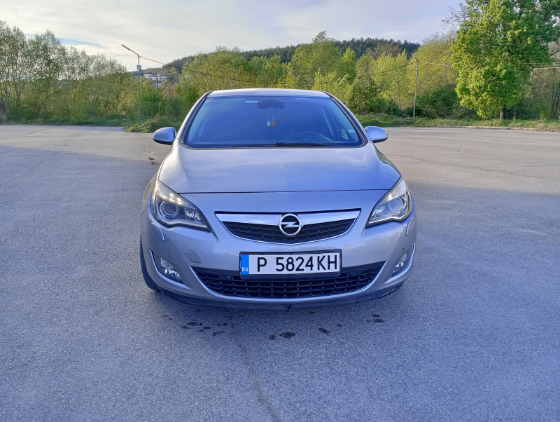 Opel Astra 1.7cdti, снимка 2 - Автомобили и джипове - 46413875