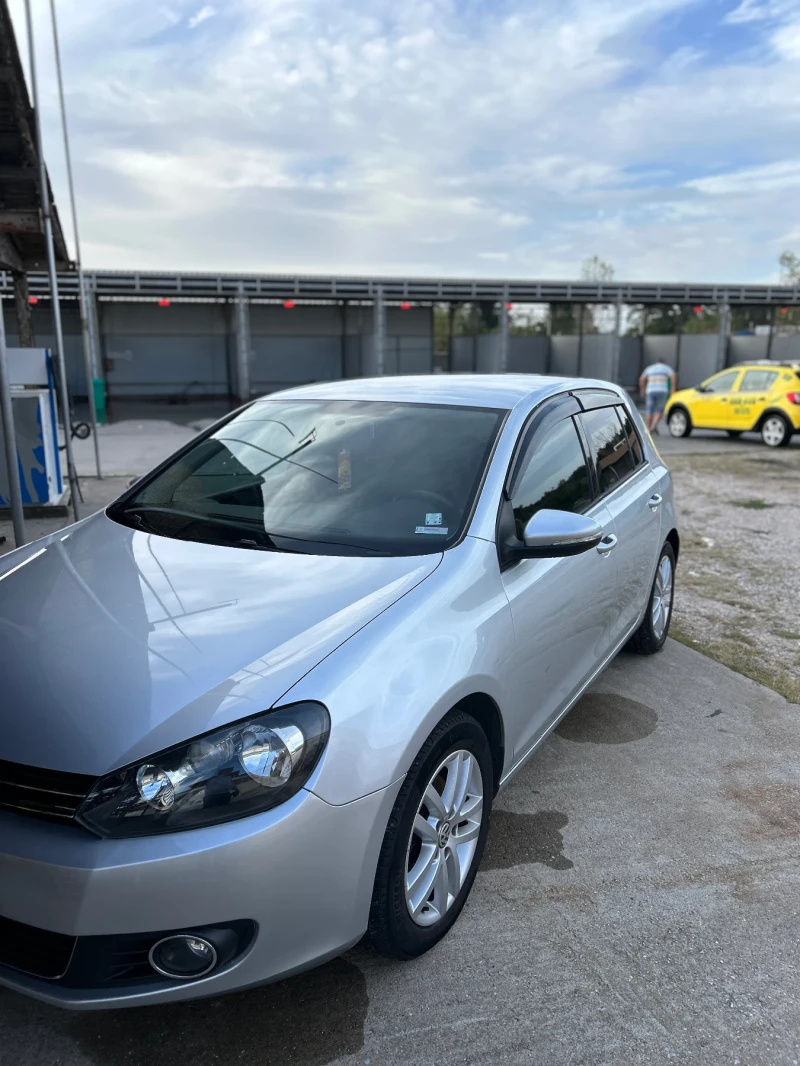 VW Golf, снимка 1 - Автомобили и джипове - 47598298