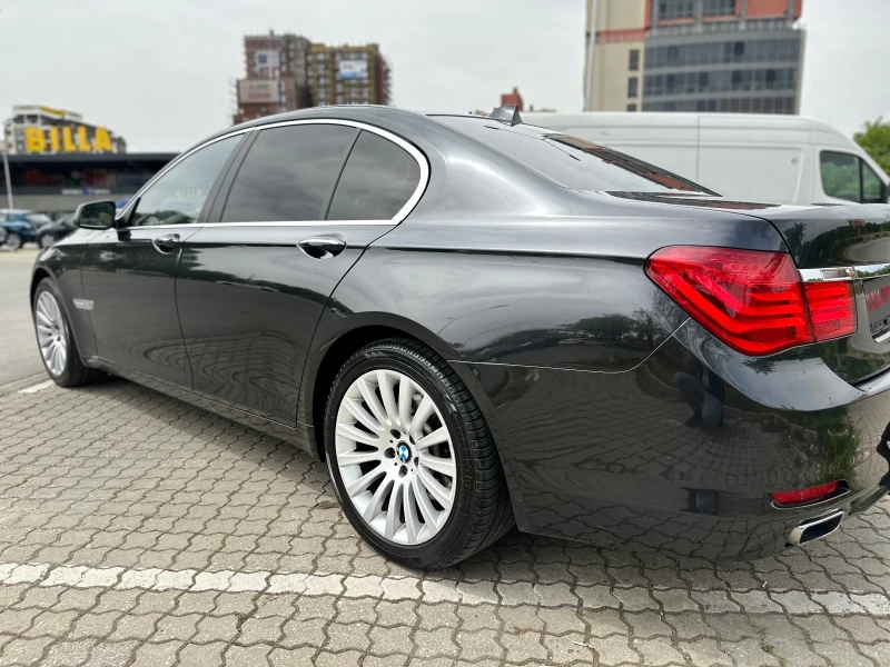 BMW 740, снимка 5 - Автомобили и джипове - 47247820