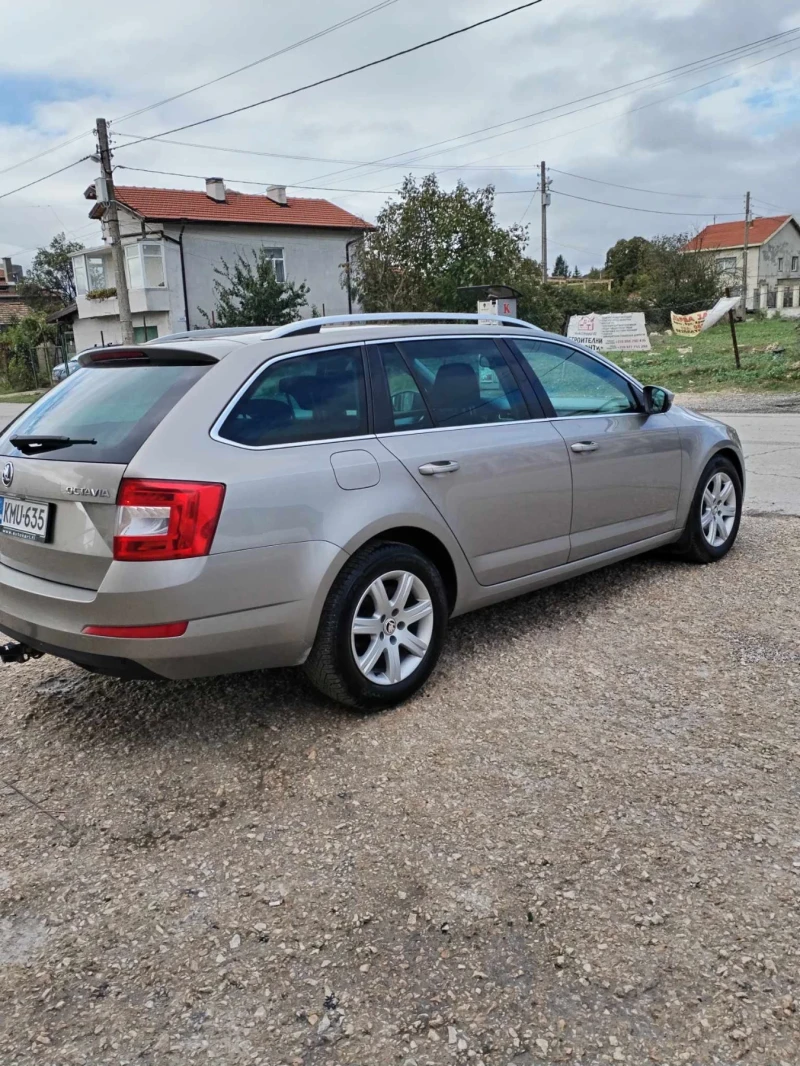 Skoda Octavia 2.0 TDI DSG, снимка 5 - Автомобили и джипове - 47427964