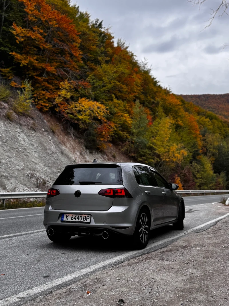 VW Golf, снимка 2 - Автомобили и джипове - 48744918