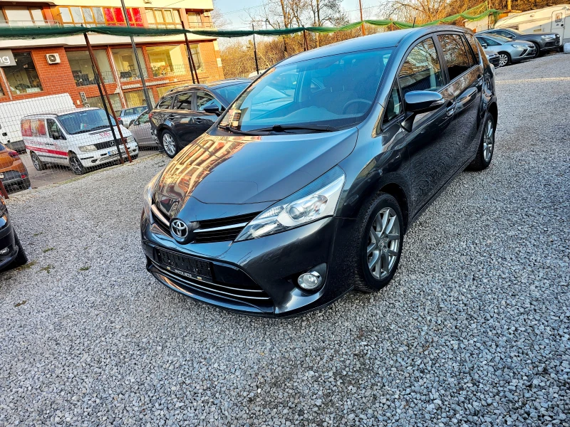 Toyota Verso 2.2D-150kc-6+ 1, снимка 1 - Автомобили и джипове - 48963088